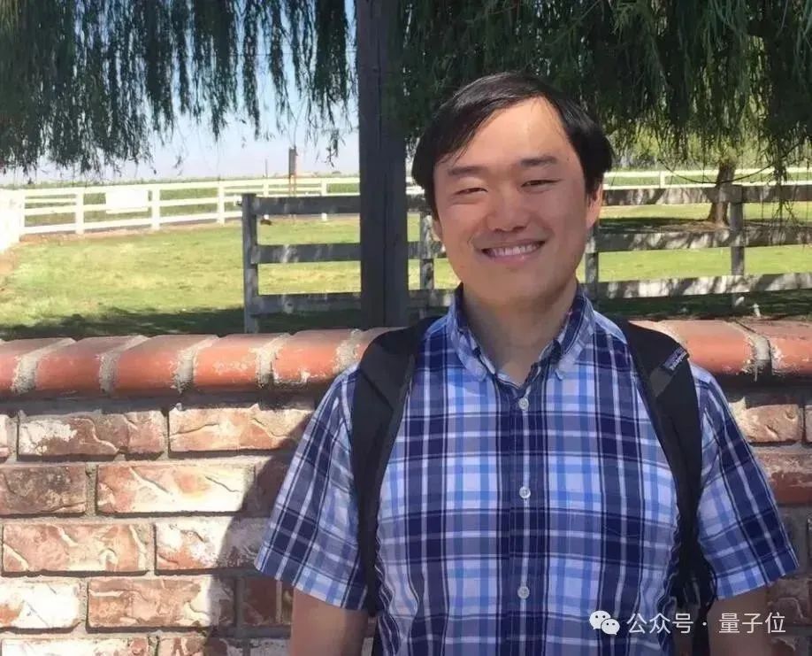 田渊栋:连续思维链效率更高,可同时编码多个路径,“叠加态”式并行搜索